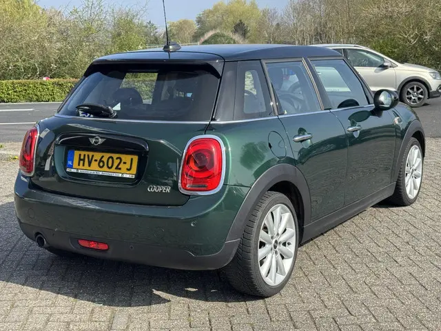MINI Cooper Mini 1.5 Business 2016 Benzine 7