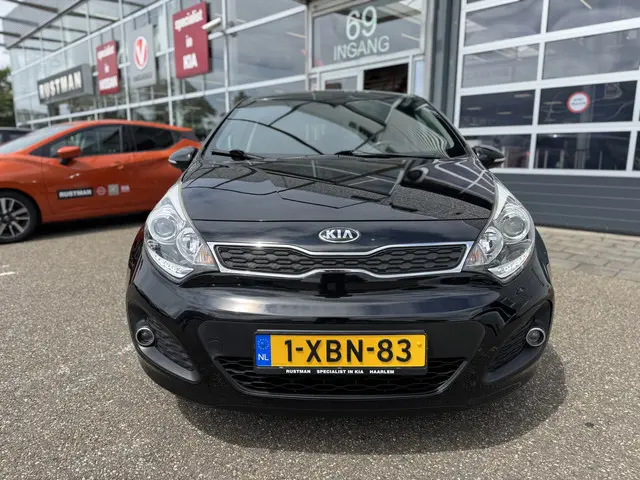 Kia Rio 1.2 CVVT World Cup Edition 2014 Benzine 3