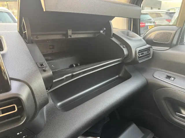 Opel Combo Tour 1.2 Turbo L2H1 Edition 7p. 2019 Benzine 27