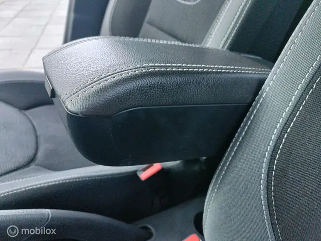 Renault Clio 0.9 TCe Zen Nav/CC/AC/PDC/NLAuto 2017 Benzine 20
