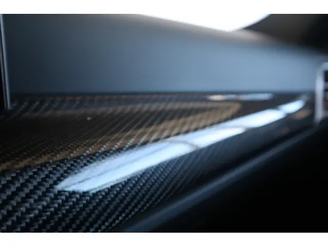 BMW M4 Coupé xDrive Competition 2025 Benzine 18
