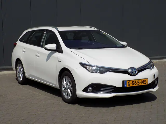 Toyota Auris 1.8 Hybrid Business Pro 2016 Hybride Benzine 5