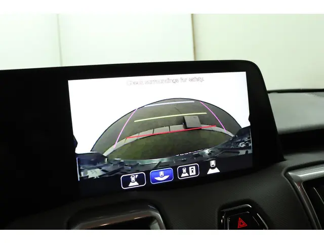 Toyota Urban Cruiser Executive 61 kWh 2026 Elektrisch 55