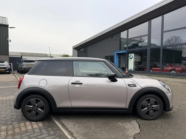MINI Cooper Mini 1.5 Camden Go Edition 2022 Benzine 6
