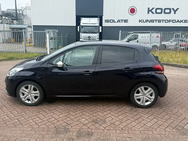 Peugeot 208 3