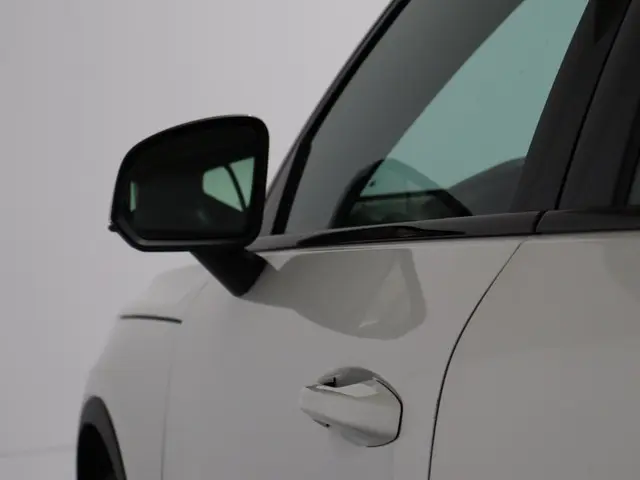 Volvo XC40 T2 Automaat R-Design 2021 Benzine 18