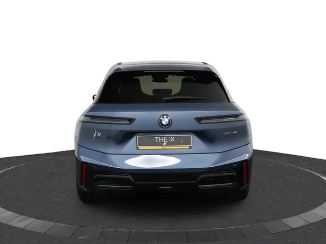 BMW iX xDrive45 2026 Elektrisch 73