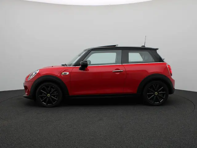 MINI Electric Yours 2020 Elektrisch 4