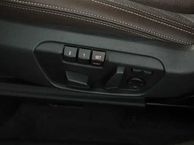 BMW X2 xDrive25e 2021 Hybride Benzine 37