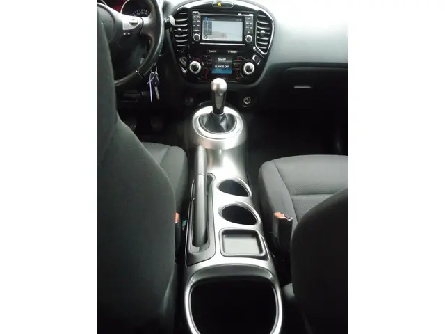 Nissan Juke 1.6 Business Edition 2013 Benzine 16