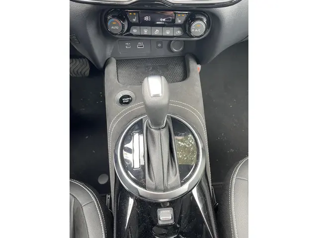 Nissan Juke 1.6 Hybrid 143 N-Design 2024 Hybride Benzine 13