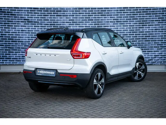Volvo XC40 Recharge Core 2022 Elektrisch 16