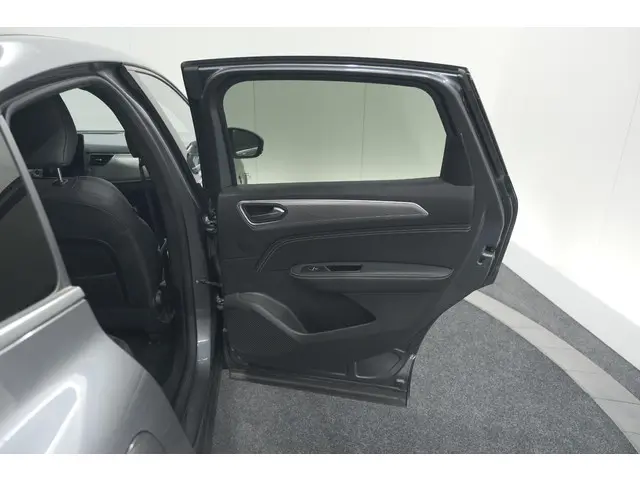Renault Arkana Mild Hybrid 140 EDC Techno 2024 Benzine 52