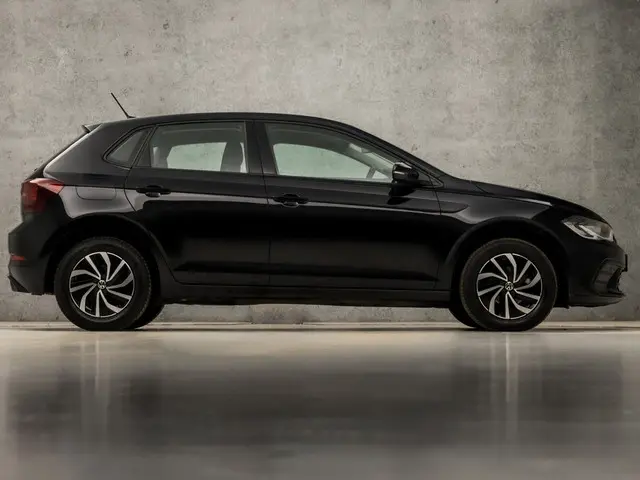 Volkswagen Polo 1.0 TSI Life Sport 2022 Benzine 4