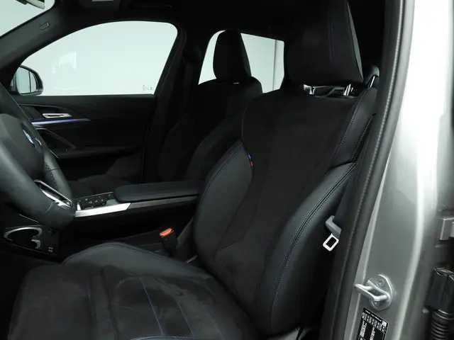BMW iX1 eDrive20 2025 Elektrisch 8