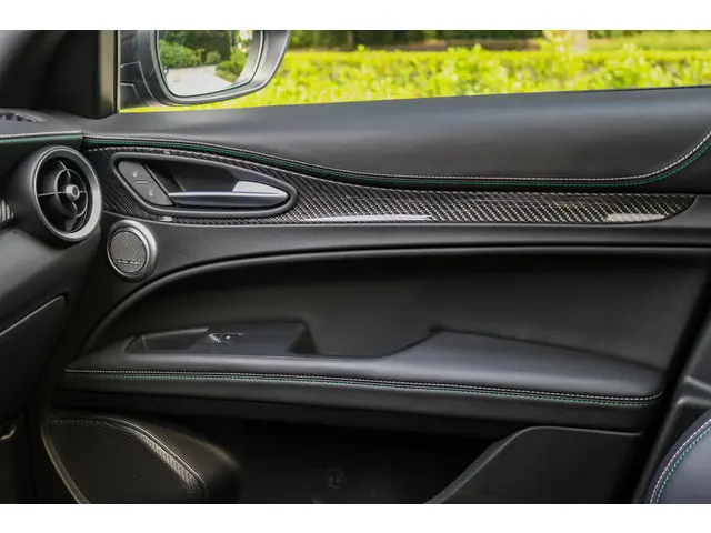 Alfa Romeo Stelvio 2.9 V6 AWD Quadrifoglio 2020 Benzine 18