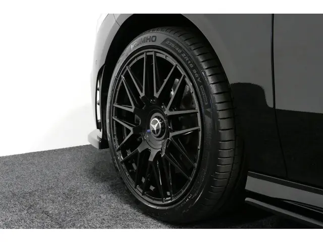 Mercedes-Benz CLA 250 e AMG Line 2023 Hybride Benzine 22