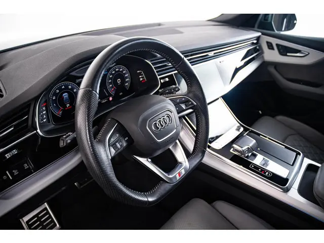 Audi Q8 55 TFSI quattro Pro Line Plus 2020 Benzine 48