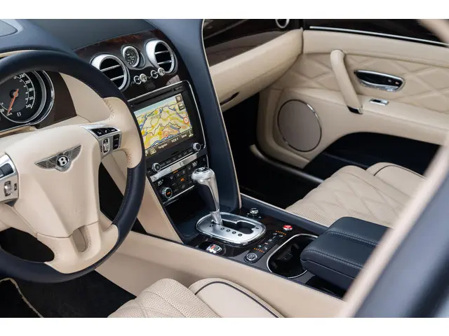 Bentley Flying Spur 4.0 V8 2016 Benzine 22