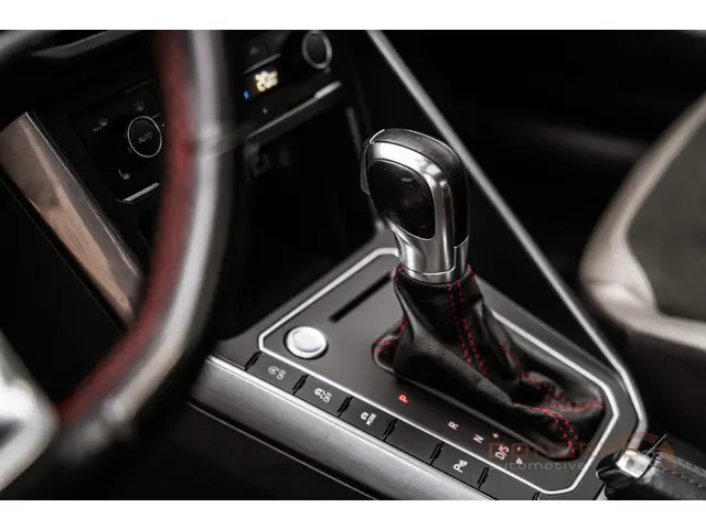 Volkswagen Polo 2.0 TSI GTI / Pano / Garantie! 2019 Benzine 20