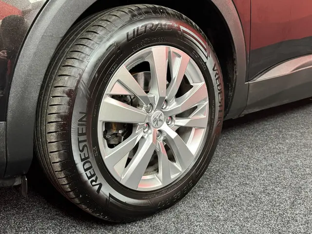 Peugeot 5008 1.2 PureTech Active 2017 Benzine 25