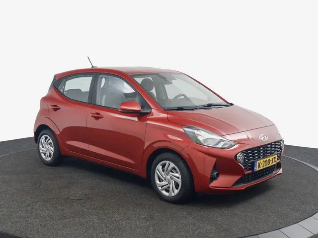 Hyundai i10 1.0 Comfort Smart rood 2021 Benzine 9
