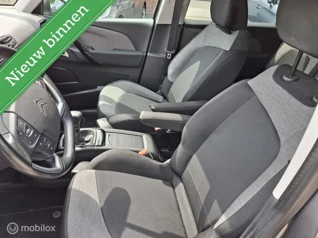 Citroën C4 Spacetourer 1.2 PureTech Feel 2019 Benzine 11
