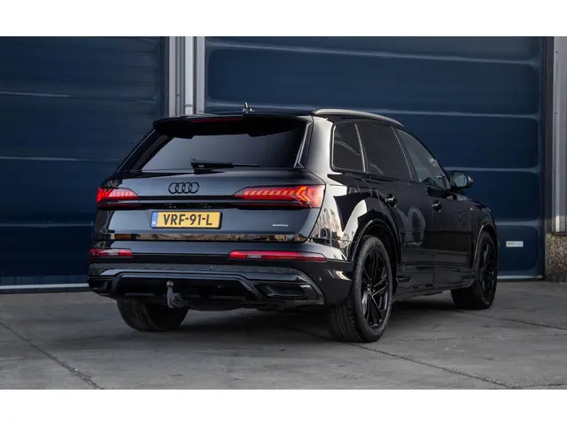 Audi Q7 SQ7 S-Line Grijs kenteken 2020 Diesel 6