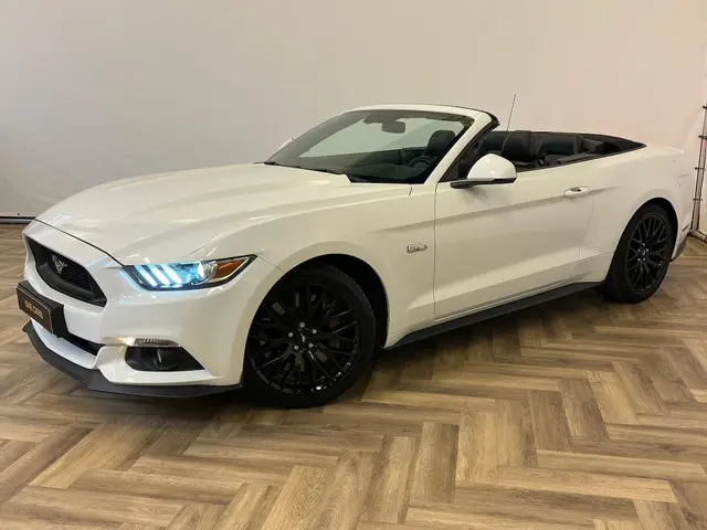 Ford Mustang Convertible 5.0 GT 2017 Benzine 2