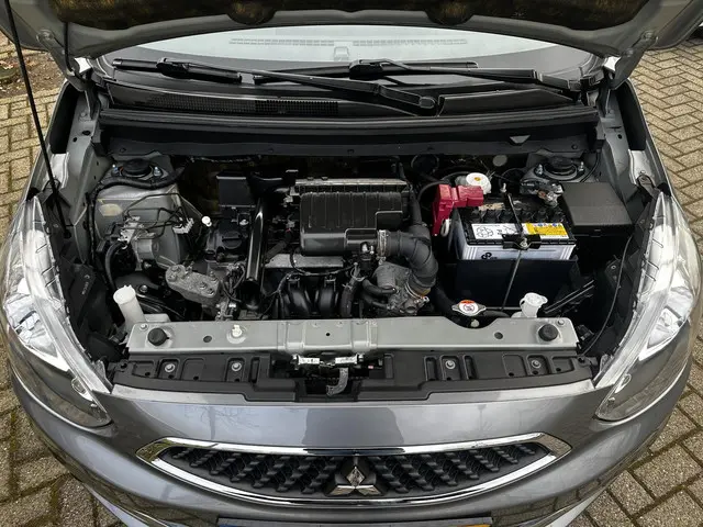 Mitsubishi Space Star 1.0 Cool+ 2017 Benzine 12