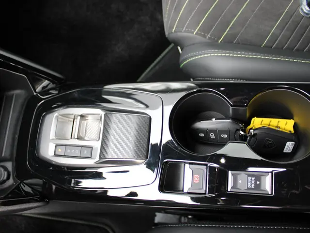 Peugeot 2008 1.2 PT 130 GT 2024 Benzine 22