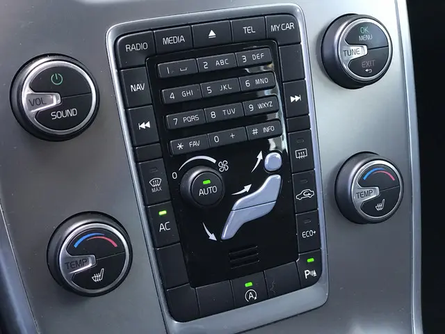 Volvo XC70 2.0 D4 FWD Nordic+ Automaat 2014 Diesel 21