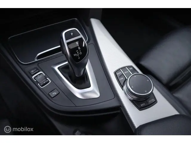 BMW 4 Serie Coupé 440i High Executive 2017 Benzine 19