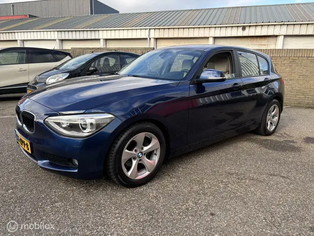 BMW 1 Serie 114i EDE Business+ 2013 Benzine 8