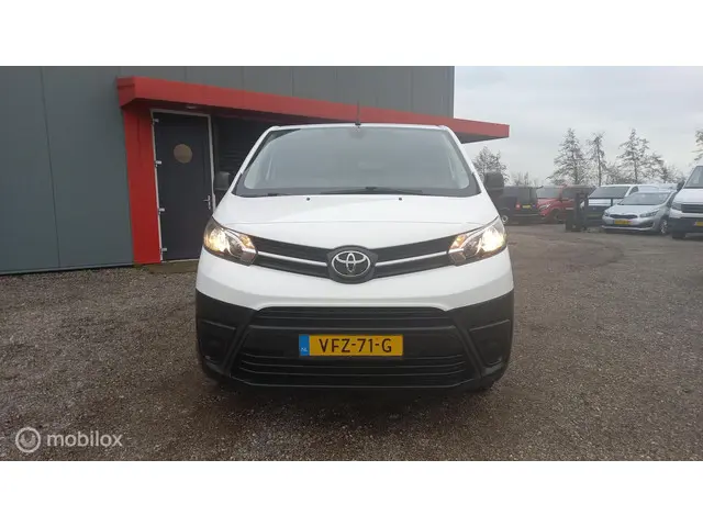 Toyota ProAce 2