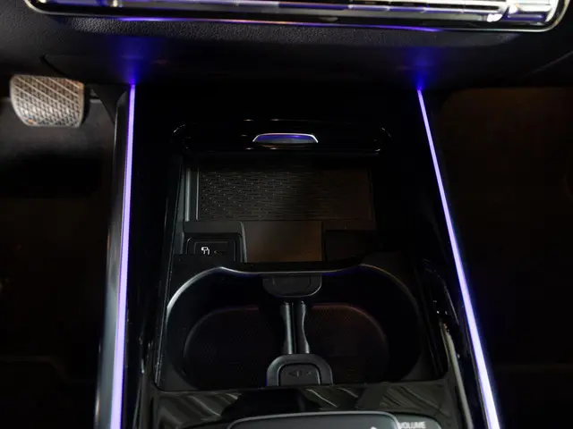 Mercedes-Benz EQA 250 Luxury Line 2024 Elektrisch 30