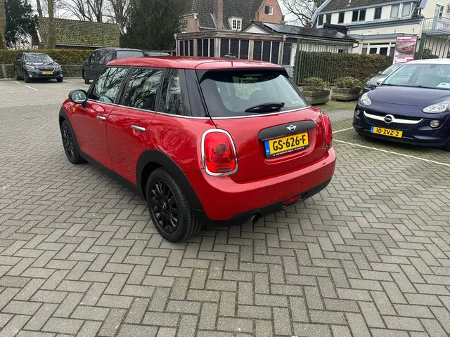 MINI One Mini 1.2 Business , navigatie 2015 Benzine 4