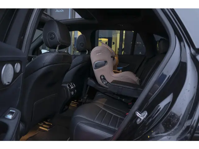 Mercedes-Benz GLC GLC43 AMG 367pk 4MATIC 2017 Benzine 11