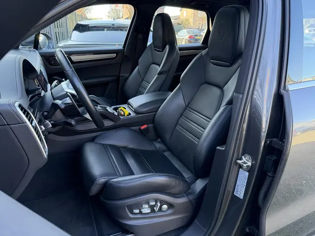 Porsche Cayenne 2.9 S Platinum Edition 2020 Benzine 13