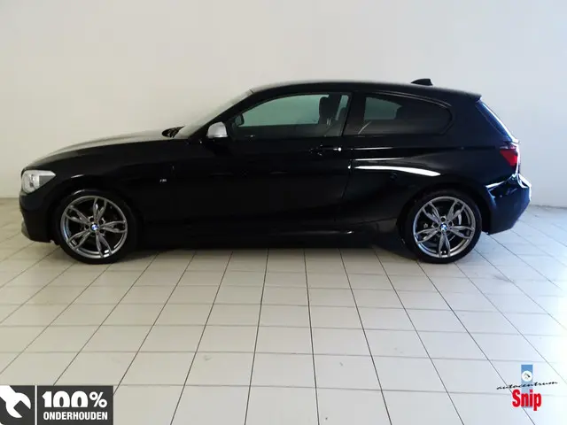 BMW 1 Serie M Sport Edition High Executive 2014 Benzine 7
