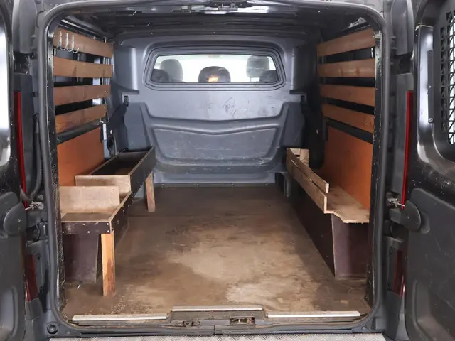 Renault Trafic 1.6 dCi L2H1 DUBBEL CABINE 2017 Diesel 11