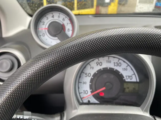 Peugeot 107 1.0 Blue Lease 2012 Benzine 17