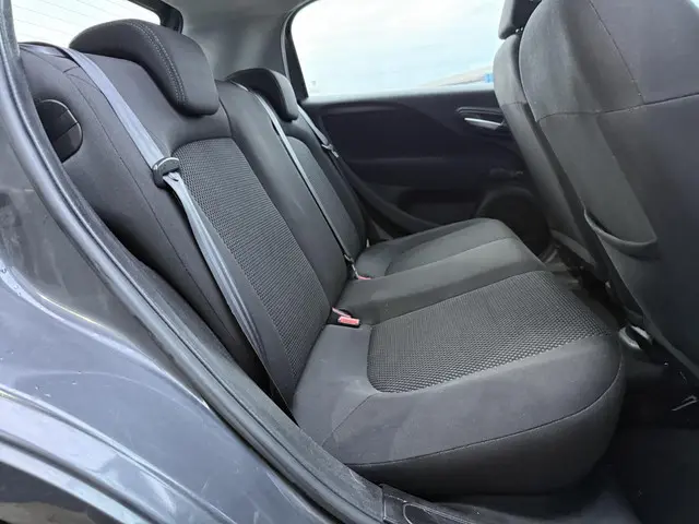 Fiat Punto Evo 0.9 TwinAir Lounge 2013 Benzine 17