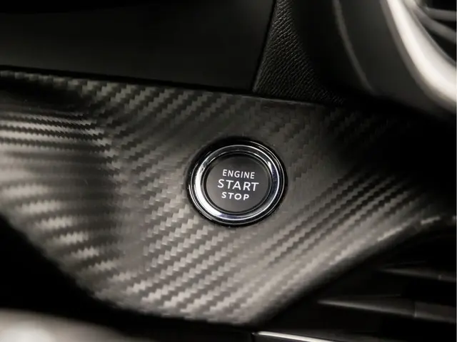 Peugeot 208 1.2 PureTech GT-Line Sport 2022 Benzine 25