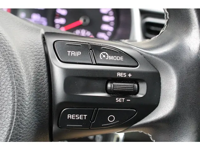 Kia Stonic 1.0 T-GDi DynamicLine 2020 Benzine 13