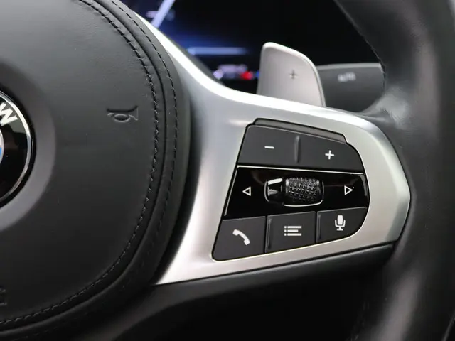 BMW 3 Serie Sedan M340i xDrive 2023 Benzine 14