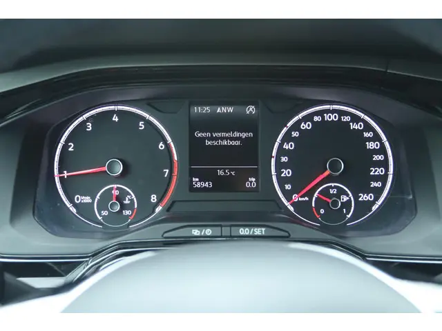Volkswagen Polo 1.0 TSI COMFORTLINE 2017 Benzine 19