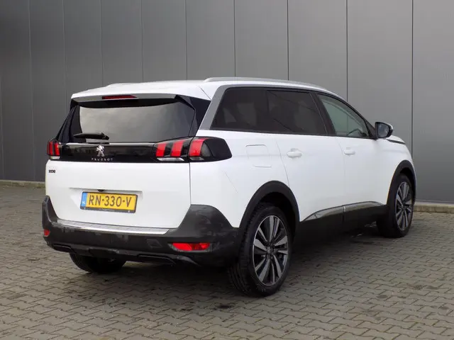 Peugeot 5008 1.2 PureTech Blue Lease Premium 2018 Benzine 6