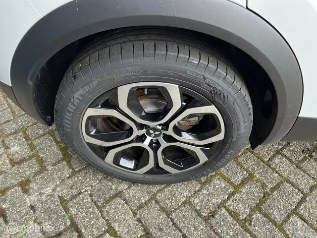 Mitsubishi ASX 1.6 PHEV AT Instyle 2023 Hybride Benzine 28