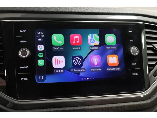 Volkswagen T-Roc 1.5 TSI Style Business 2021 Benzine 25